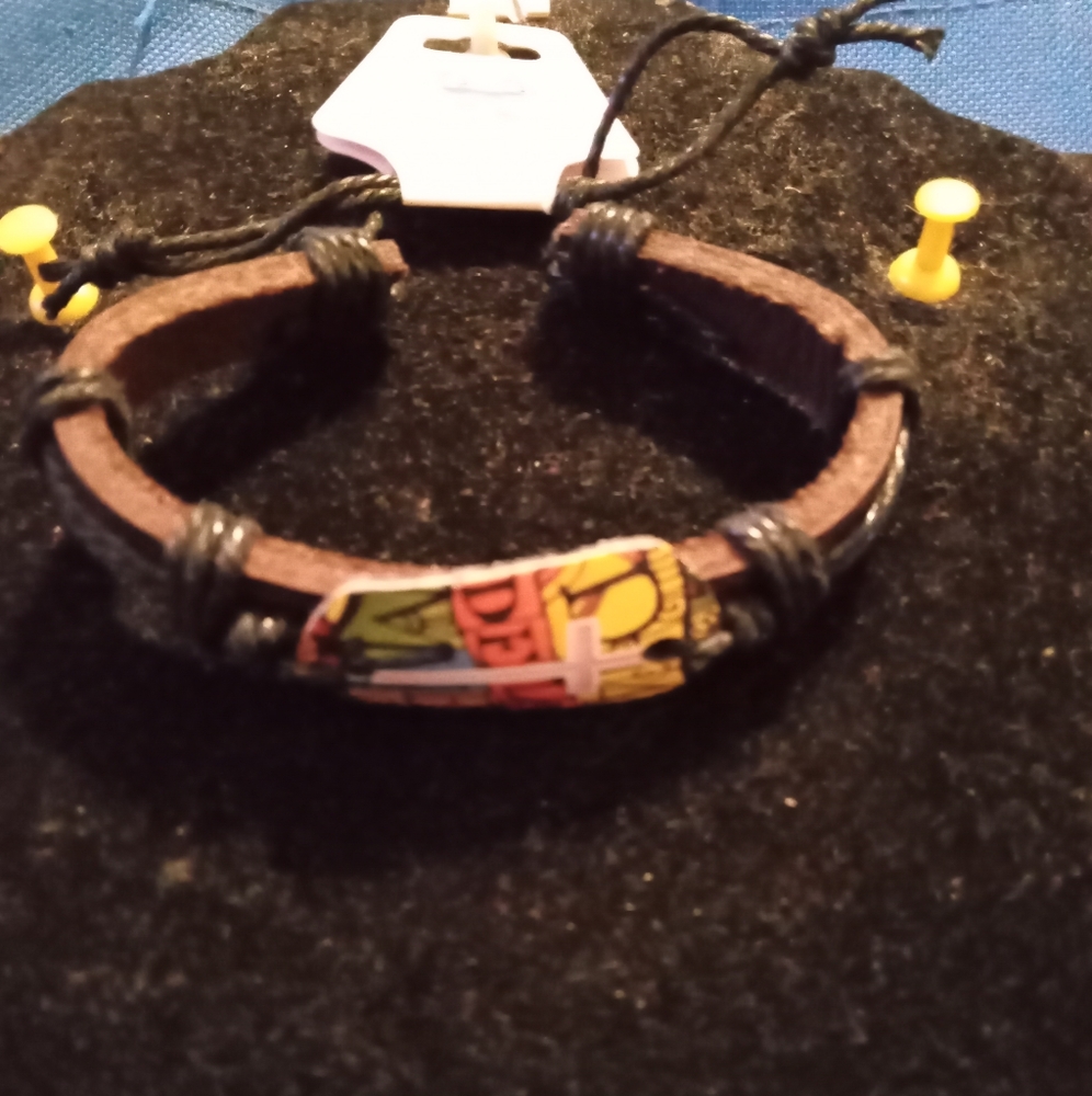 Jewelry - Picture 7 of 12